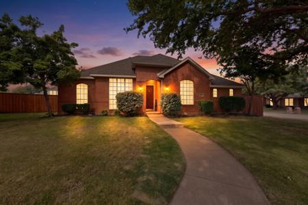 8406 Lexington Court