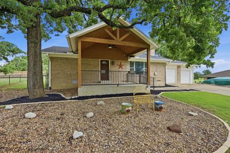 104 Kiowa Drive W