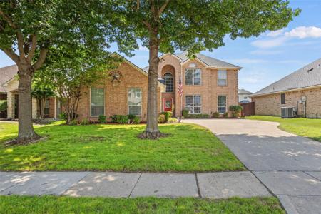 2715 Forest Lake Drive