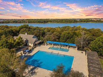 2125 Lake Cliff Drive