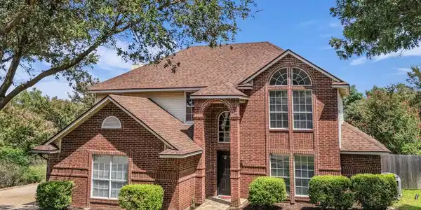 4218 Green Oak Drive