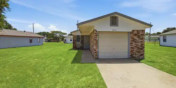 1572 Reef Drive