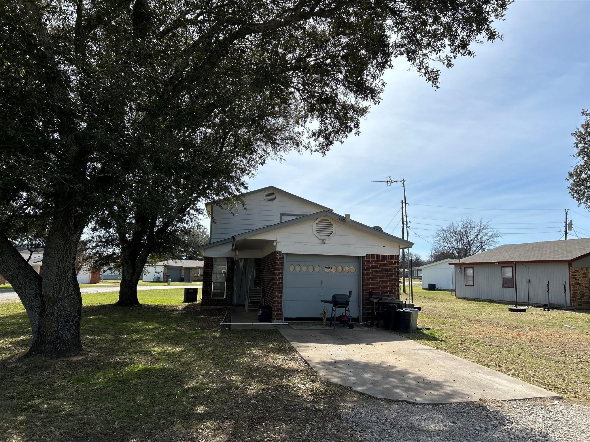 Image 1 Image 1