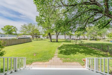 393 County Road 4874