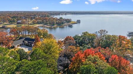 203 Shoreline Drive