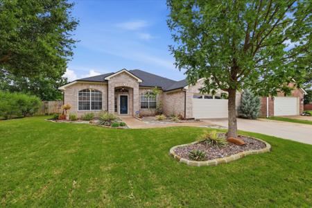 1622 Redwood Drive
