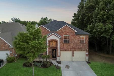 916 Starling Lane
