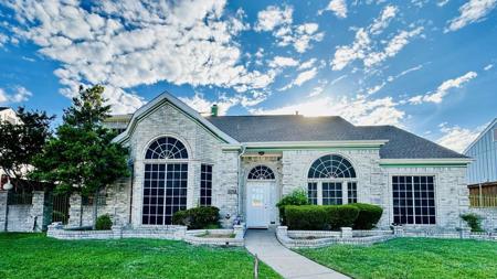 5713 Allen Lane