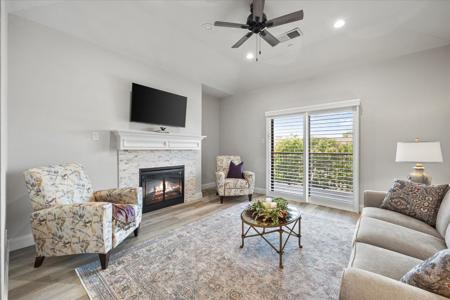 1873 Signal Ridge Place