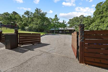 252 Hacienda Drive