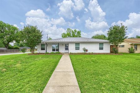 4006 Southridge Drive