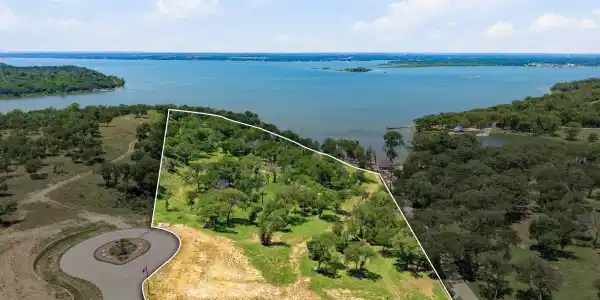 8005 Blue Cove Court