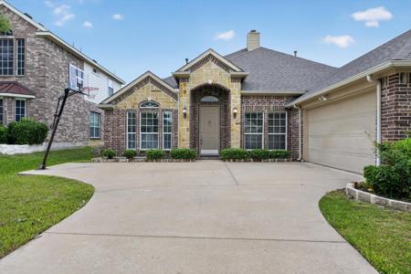 4502 Warbler Lane