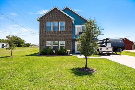 220 Swan Parkway