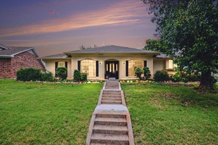 1702 Surrey Court