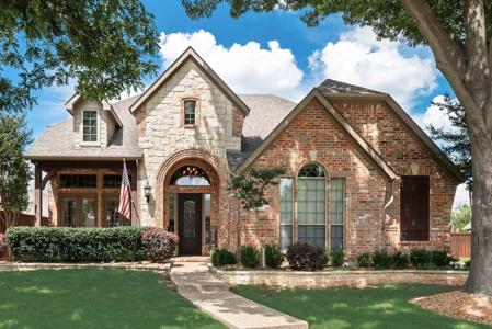 2631 Lakebend Drive