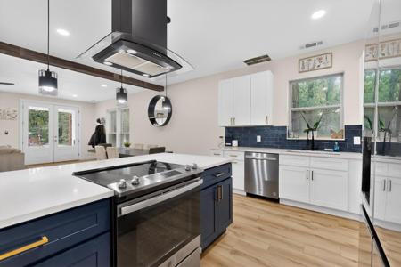 121 Elk Cove Drive