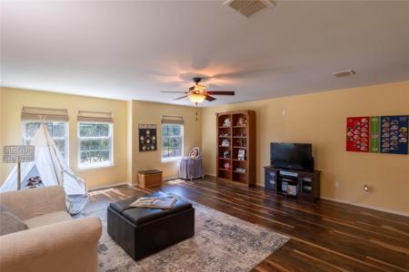 1628 Jewel Lane