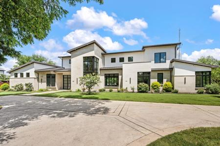 2311 Lonesome Dove Road