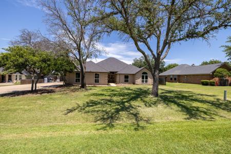612 Aqua Vista Drive