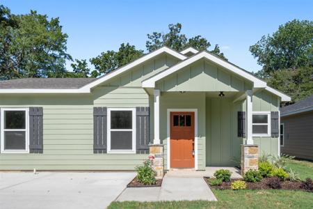 130 Arapaho Trail