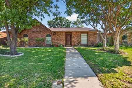 9009 Willowbrook Drive