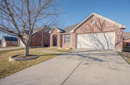 1913 Grand Fir Drive