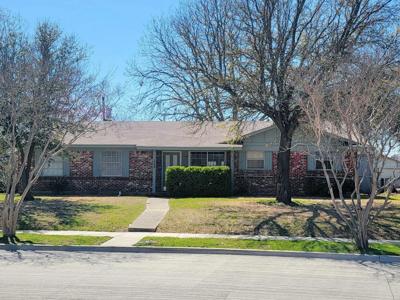 3205 Parkside Drive