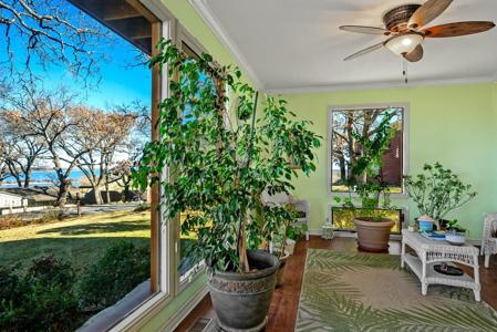 127 W Eagleview Circle