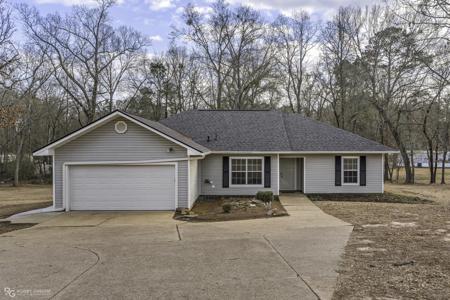 152 Twin Point Drive