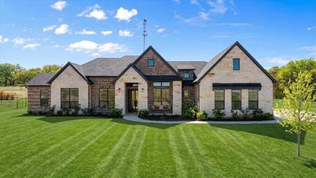 8011 Brownie Luker Boulevard