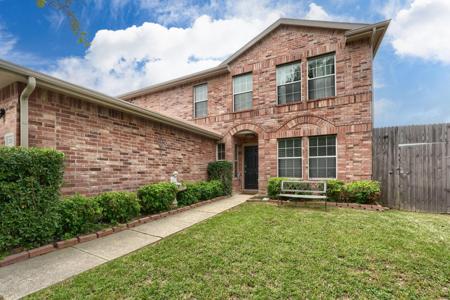 2203 Wagon Wheel Trail