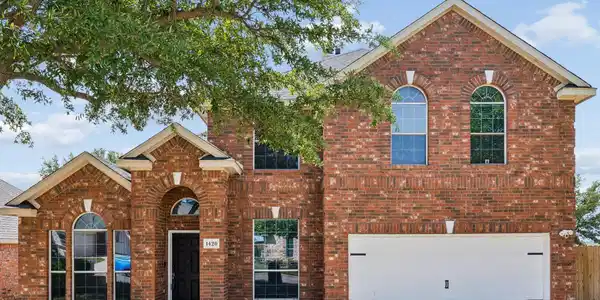 1420 Meadowlakes Drive