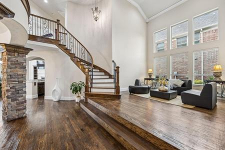2192 Hidalgo Lane
