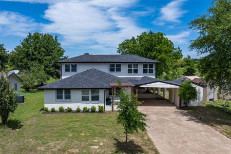 16030 Saint Paul Drive