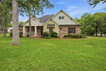 1107 Kiowa Drive E