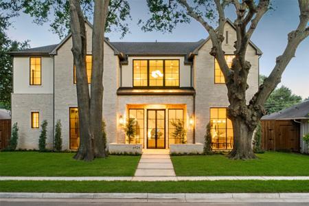 6924 Redstart Lane