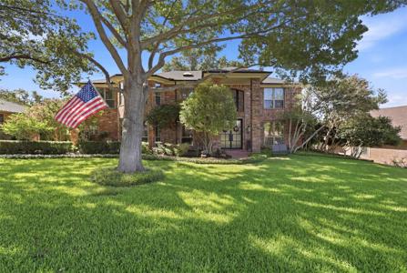 7621 Woodside Hill