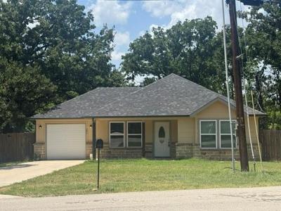 301 Indian Oaks Trail