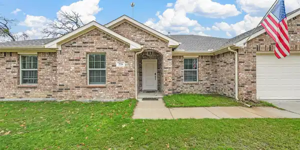 226 County Road 4869