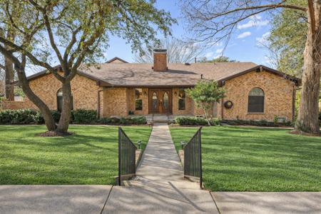 1505 Surrey Court