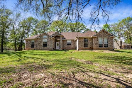 10610 County Road 3605