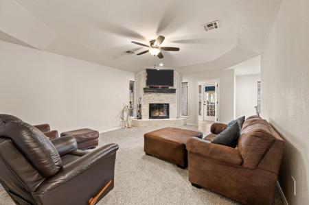 139 Runaway Bay Drive