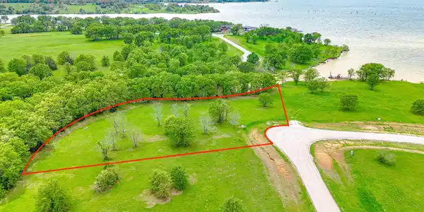 Lot 32 & 33 & BS 24 Lake Ridge Dr