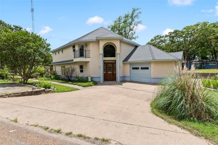 142 Deer Island Road