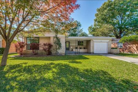 203 Leda Drive