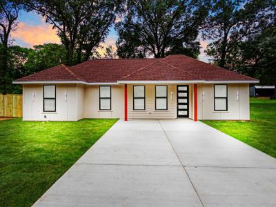 103 Bayside Circle