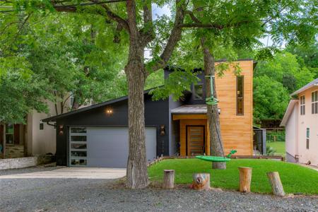 8926 Groveland Drive