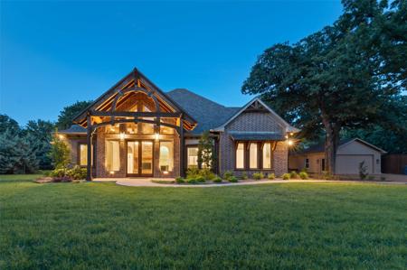 124 N Garza Road