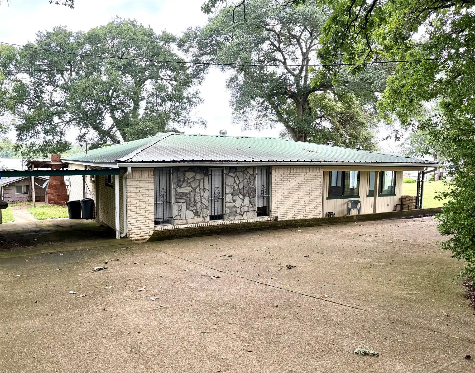 Image 1 Image 1